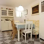 Апартаменты 10046a