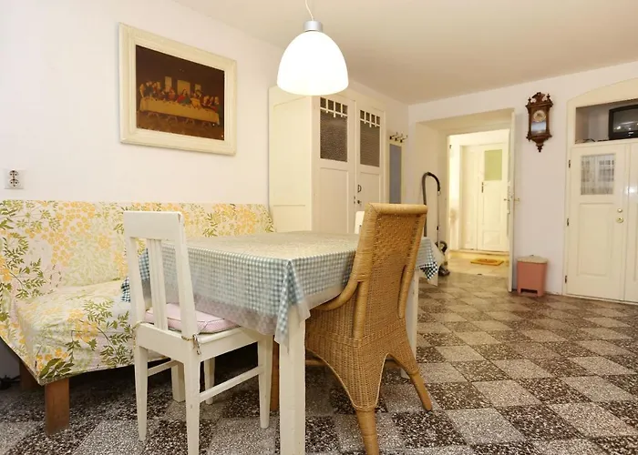 Apartment 10046a Trpanj